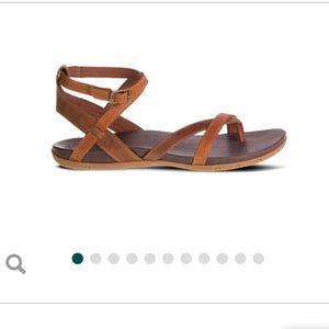 Size 6 Juniper Chacos Sandals